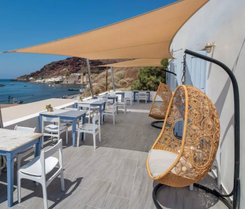 Vacaciones de yoga en Santorini