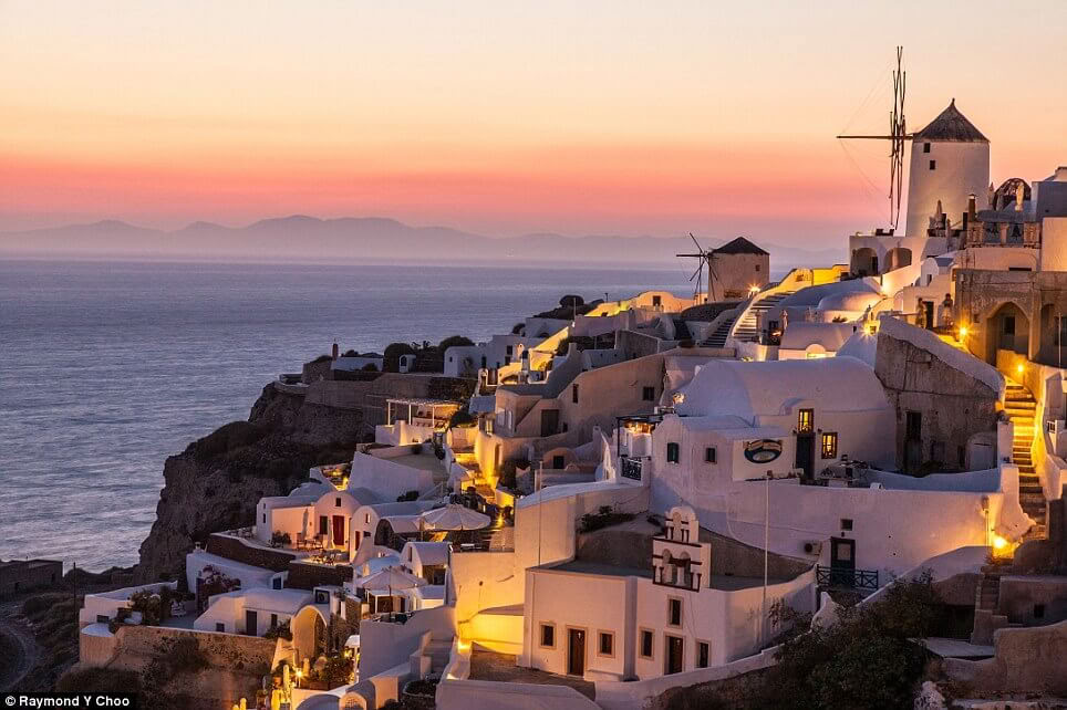 Vacaciones de yoga en Santorini