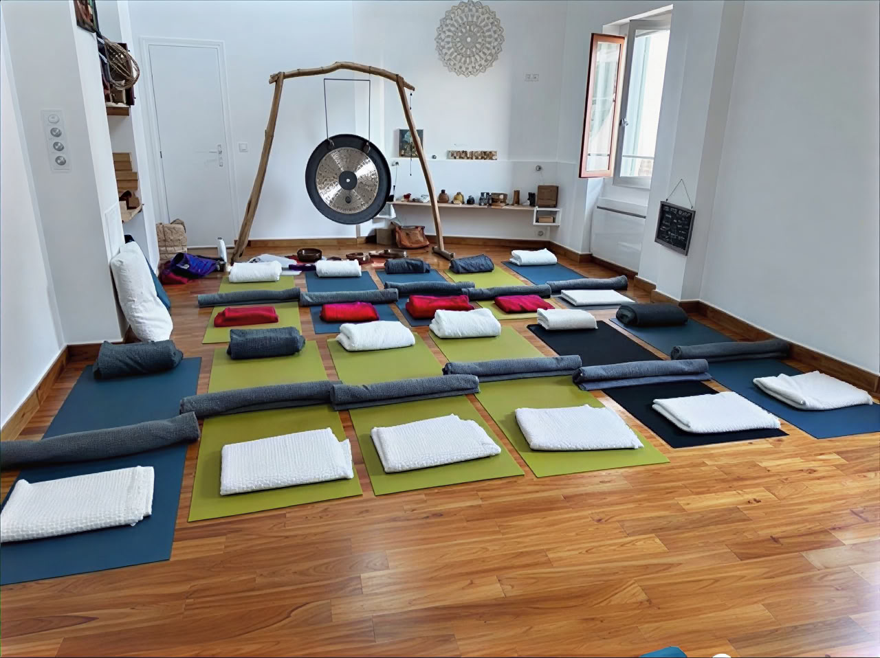 Retiro silencioso en la Riviera Francesa – Yoga y quietud