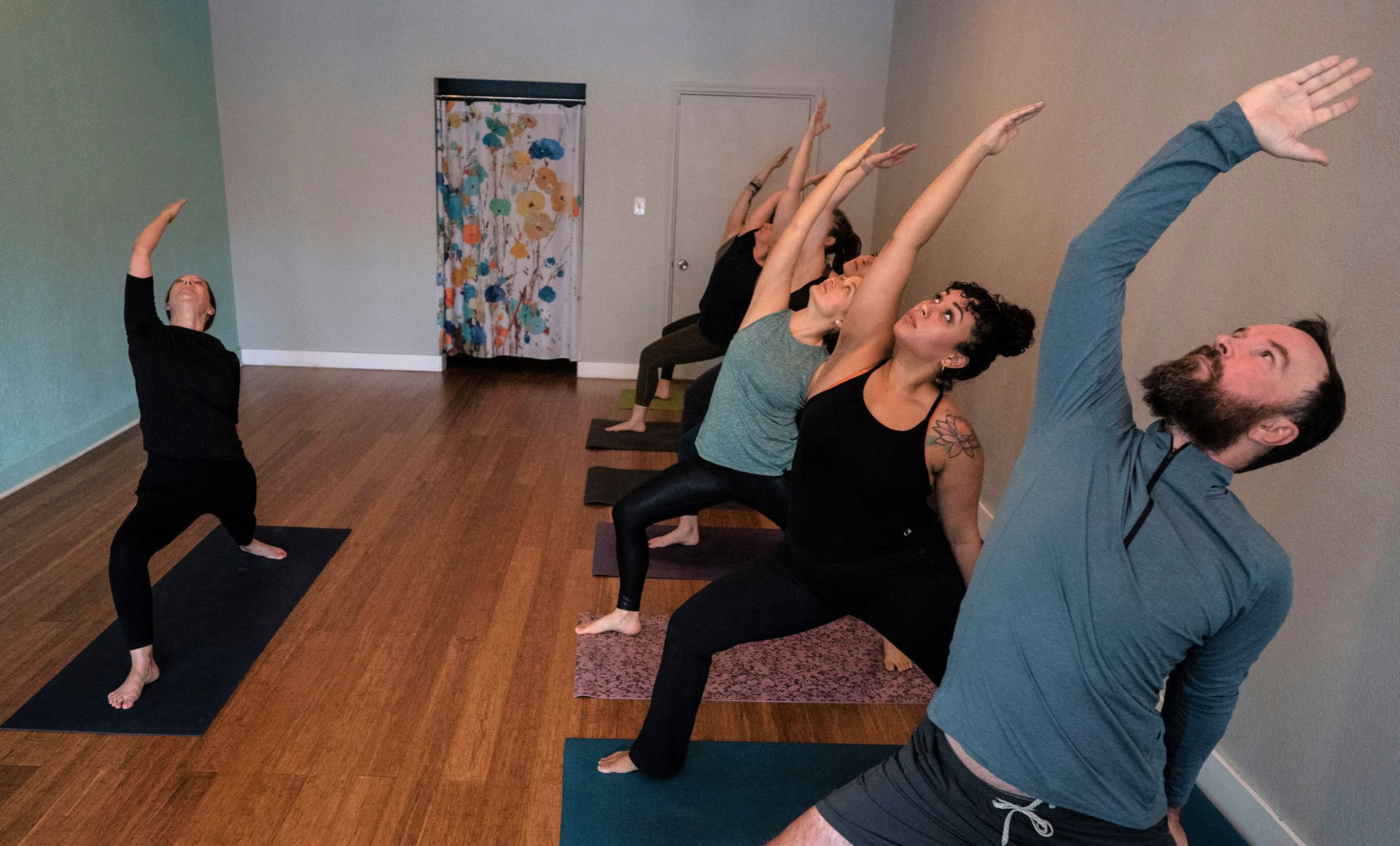 Jueves 18:00 Vinyasa Flow de Fuerza
