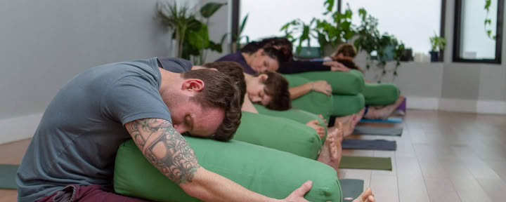 Yoga para la relajación profunda y el descanso