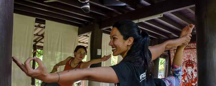 De vuelta a lo básico – yoga de un día