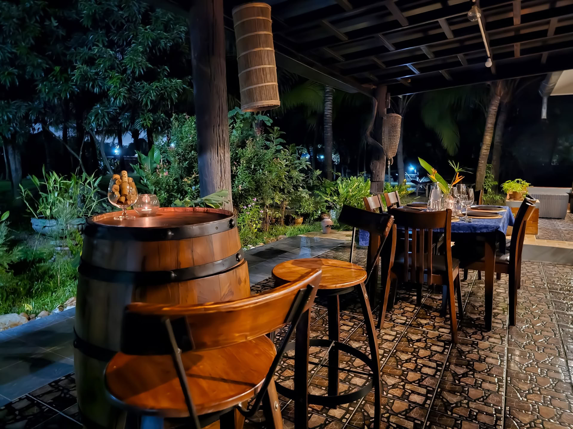 Escapada exclusiva de yoga y vino de una noche