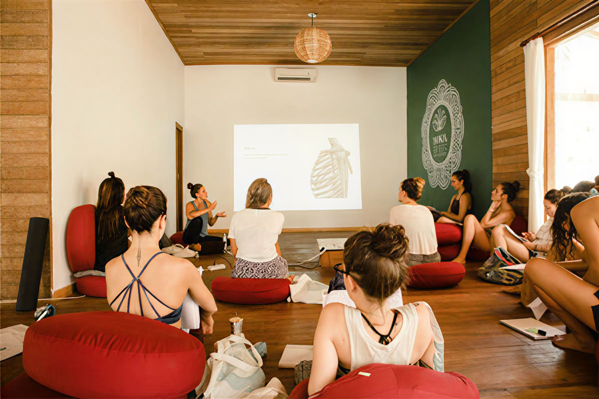 Formación de Profesores de Vinyasa de 50 Horas en Secuenciación