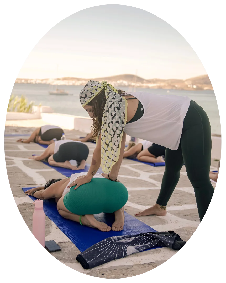 Una exploración de yoga por las islas griegas 2027