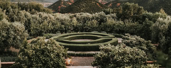 Retiro de yoga en Sicilia: yoga, pizza, un paseo en barco y explorando Noto desde una hermosa masseria siciliana