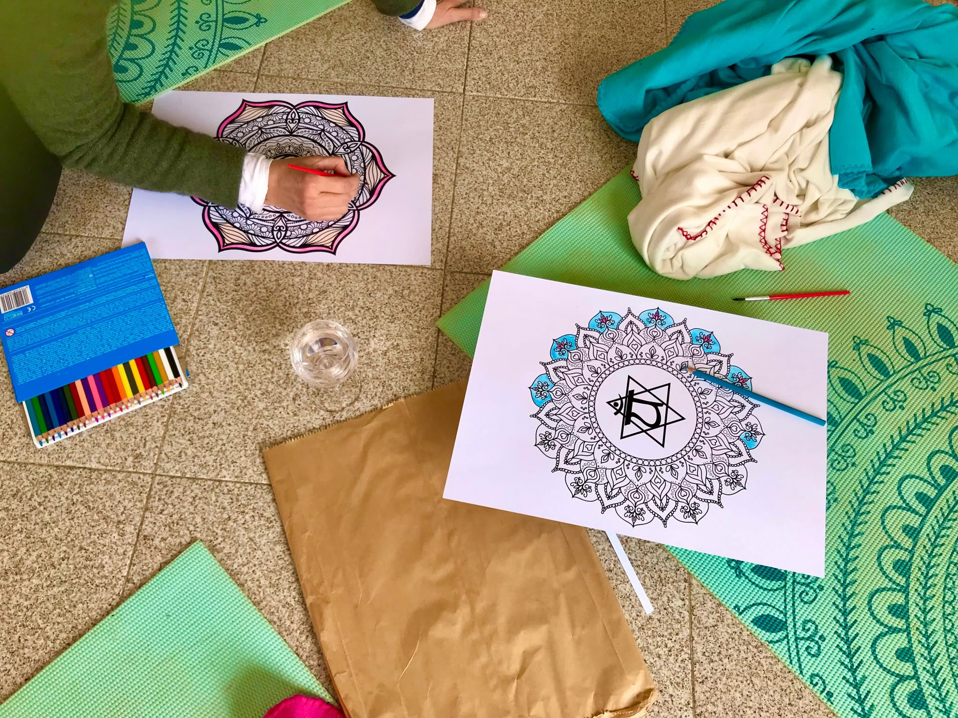 Formación de profesores de yoga Hatha Flow de 200 horas de Yoga Alliance