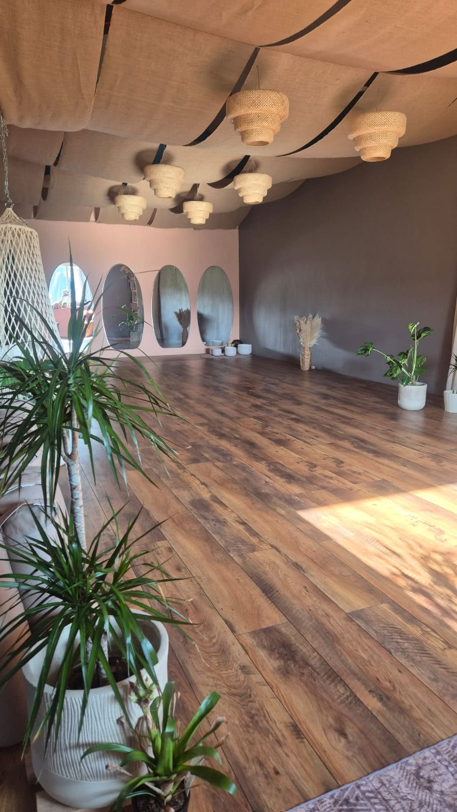 Muévete Bien: Yoga y Movilidad 60+