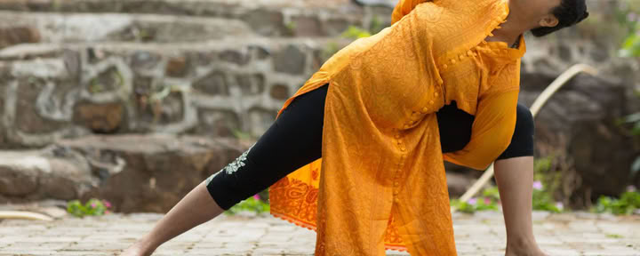 Samanta Duggal - Hatha Yoga Tradicional y Liberación del Estrés