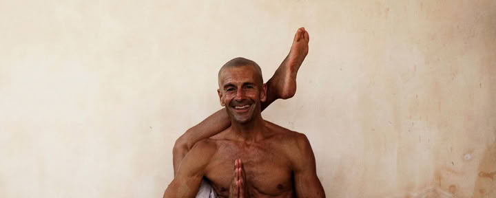 James de Maria - Flujo de Yoga Consciente