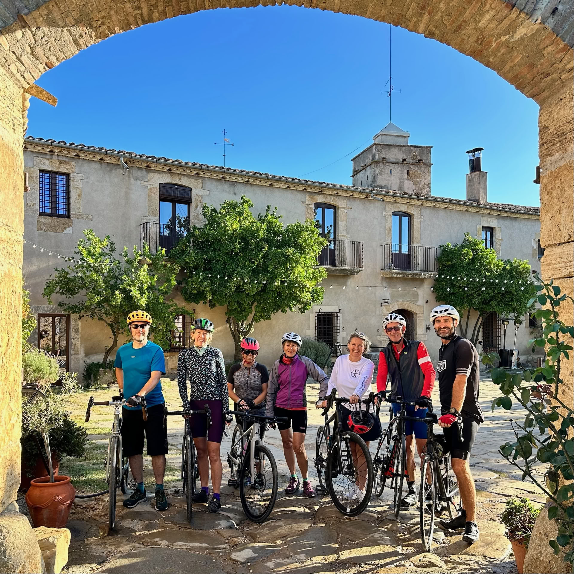 Girona - Vacaciones de yoga y ciclismo