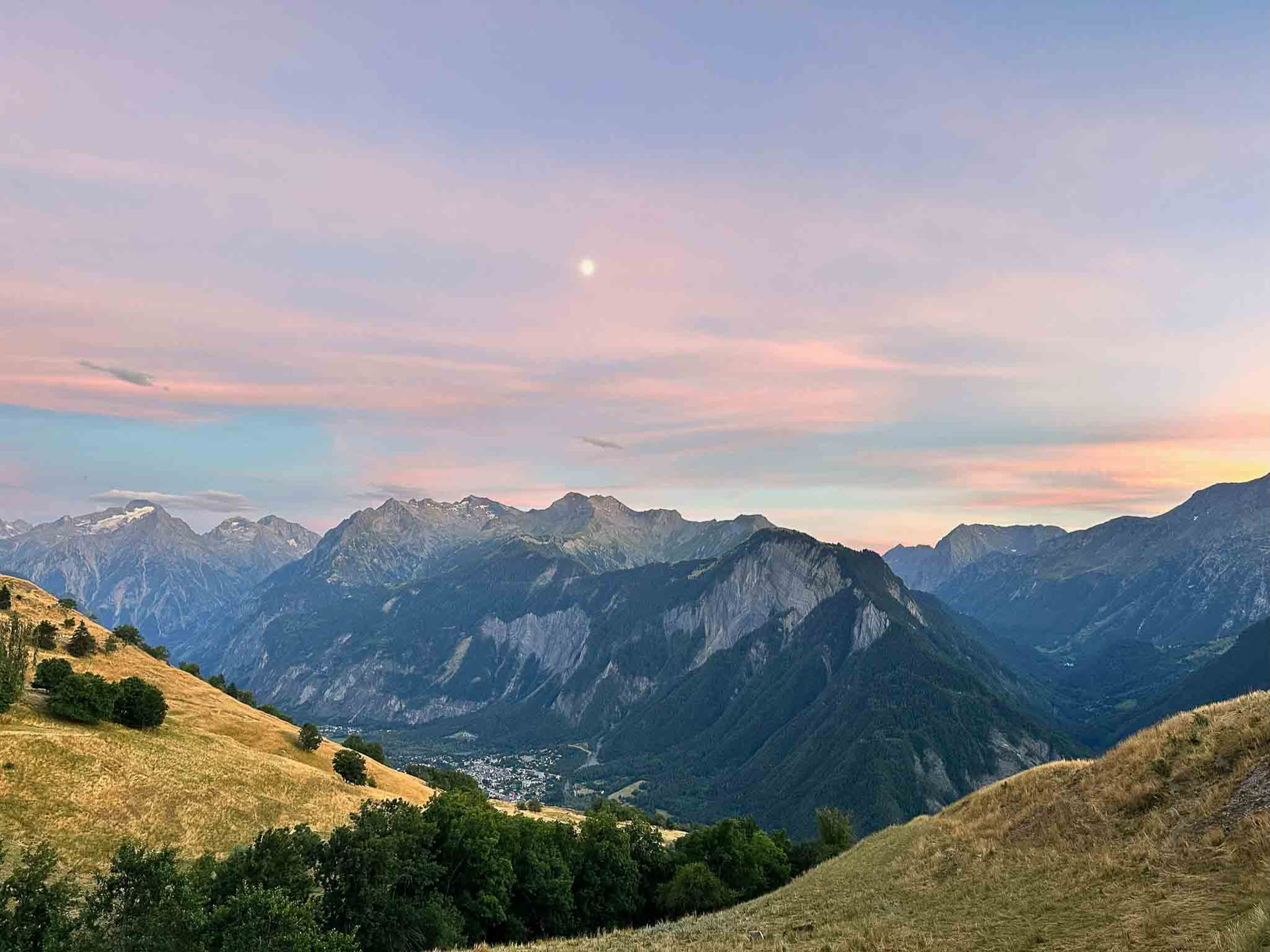 Yoga y Caminata en Francia