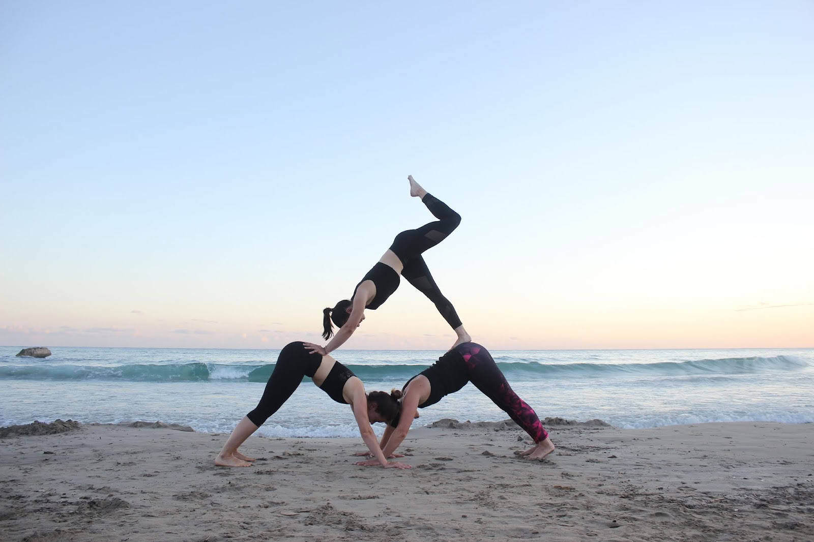 TU PERSONALIZADO: retiro de AcroYoga de 5 días en tu zona