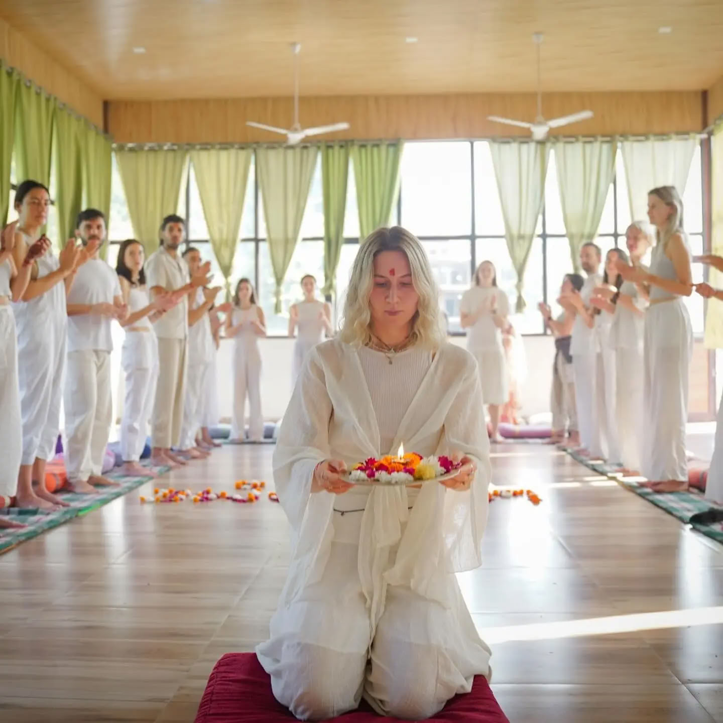 Curso de formación de profesores de yoga de 500 horas en Rishikesh