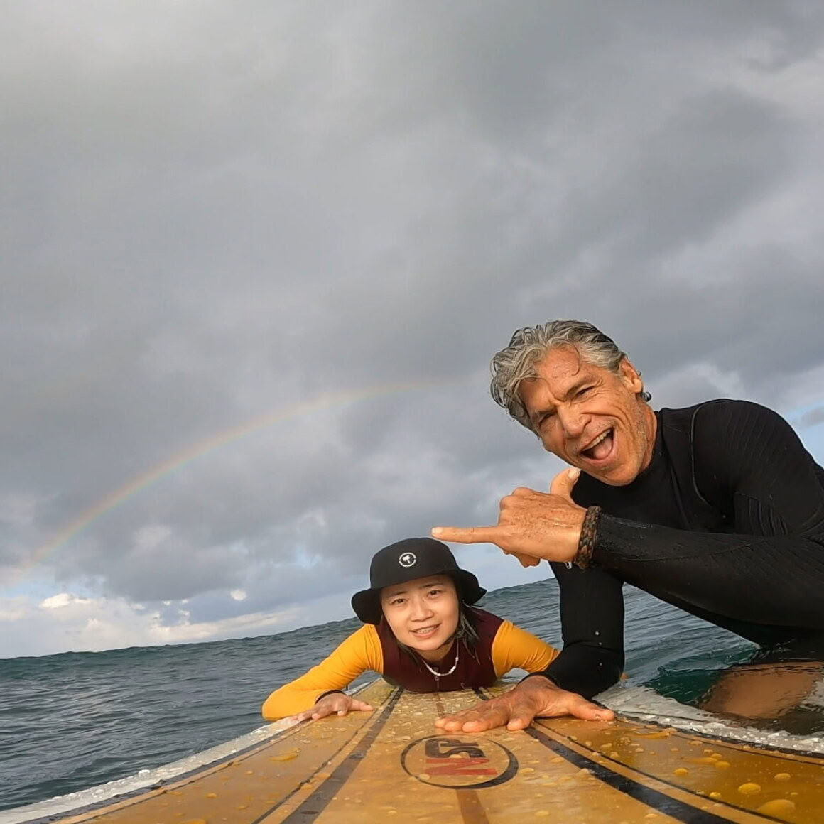 Retiro corto de surf y yoga