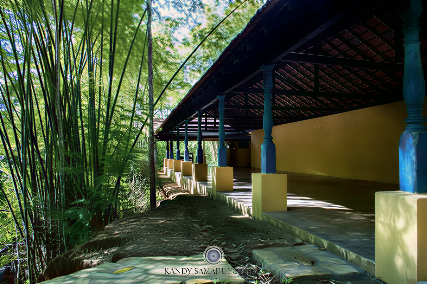 Tour por el Templo de Narampanawa y el Templo Hindú (3 km)