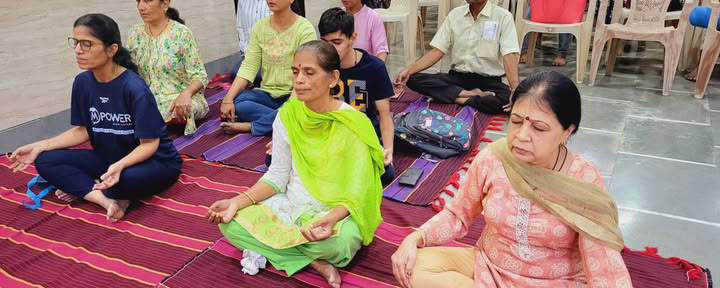 Curso de formación de profesores de yoga (200 horas) - certificado por la IYA