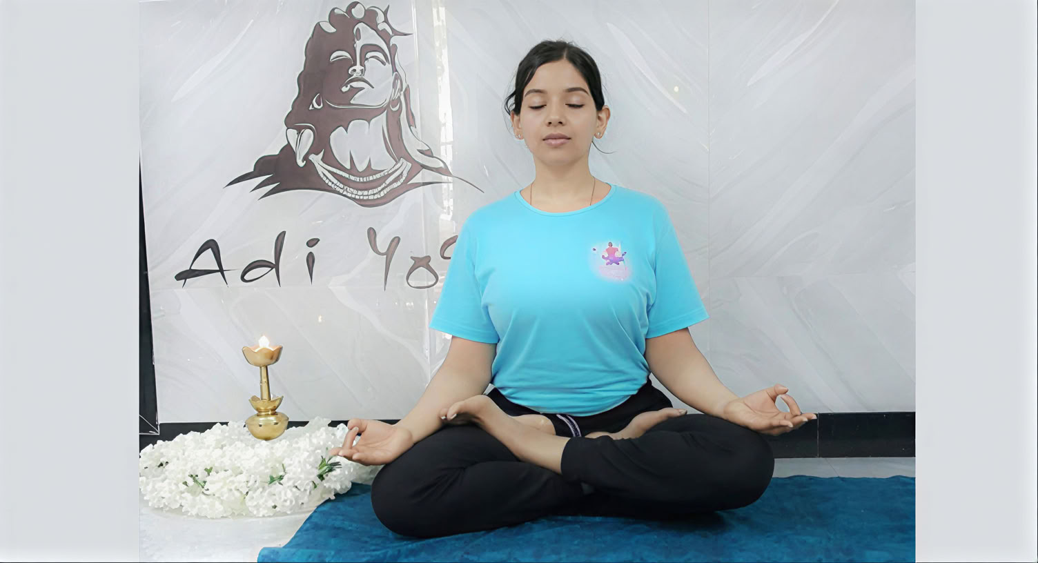 Clase de yoga matutina AYK (7:00 - 8:00)