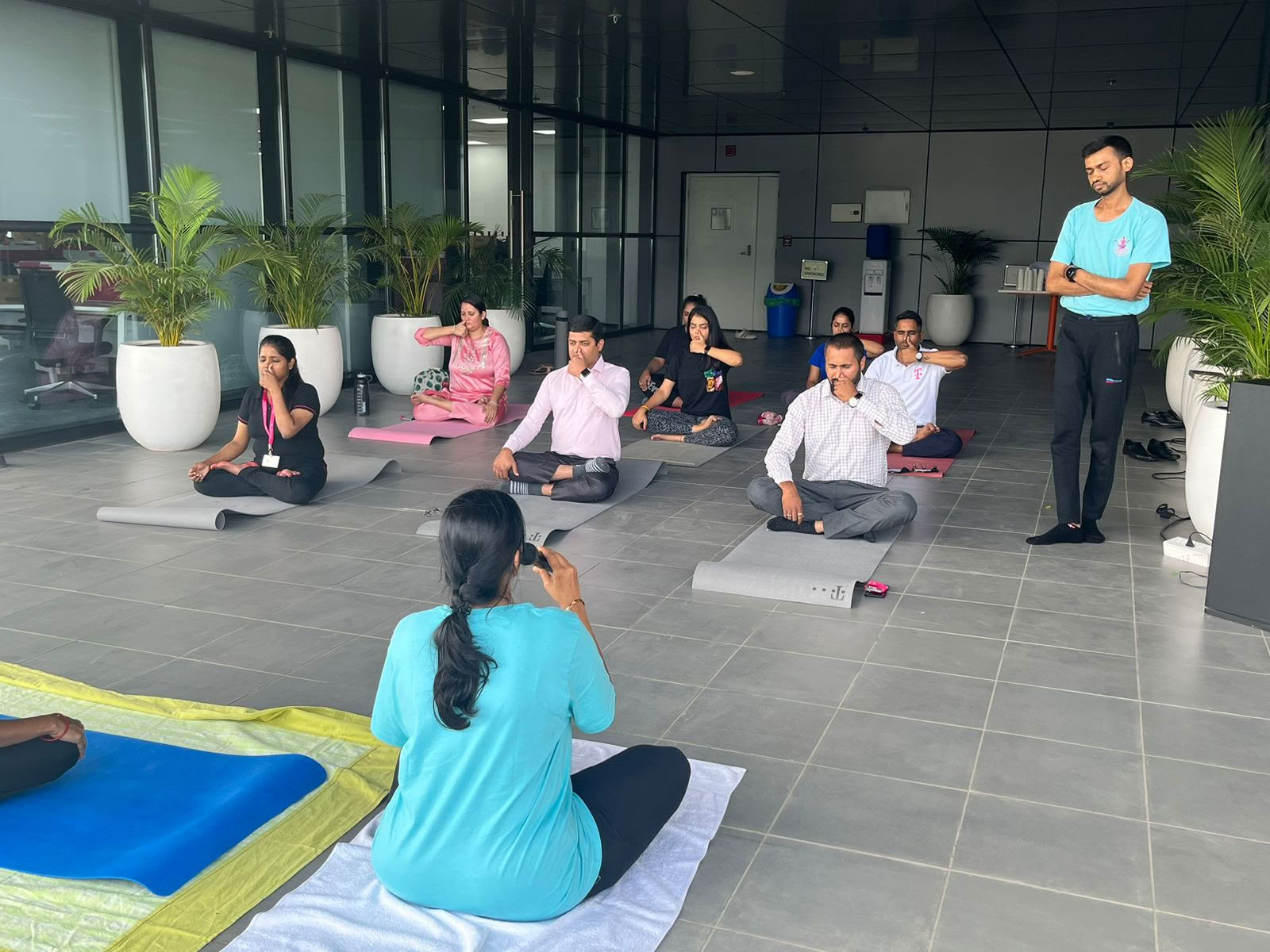 Clase de yoga matutina AYK (7:00 - 8:00)