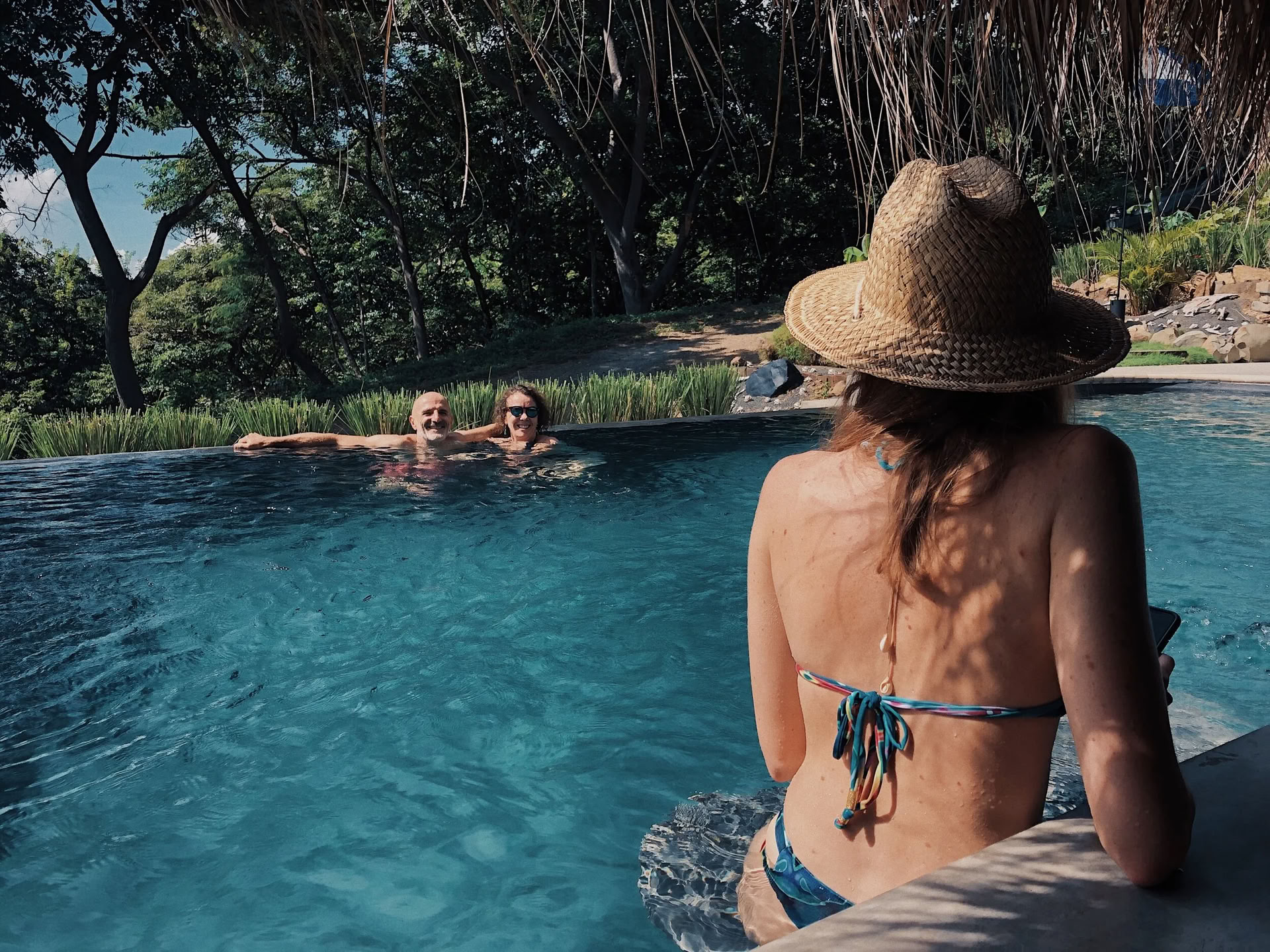 Flow Factory x Santosha Surf & Bienestar Retiro