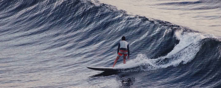 Inmersión de respiración y surf