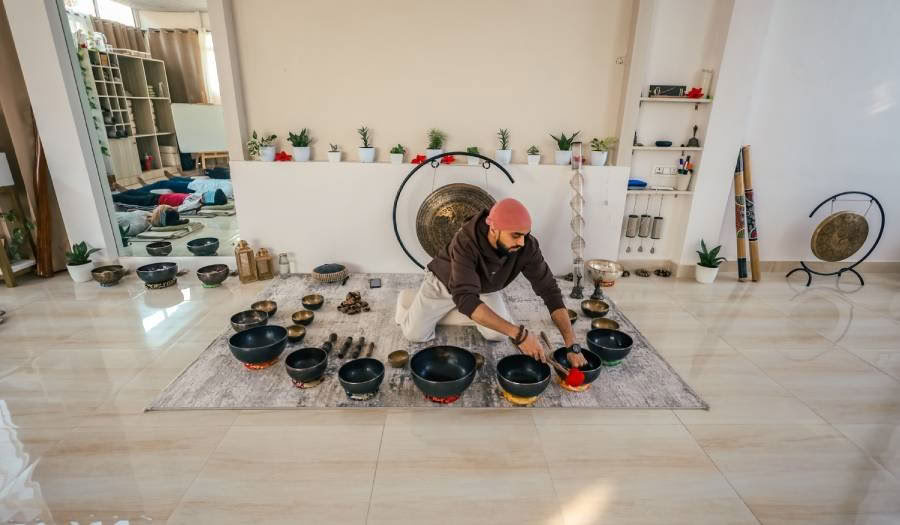 Curso de formación de profesores en sanación con sonido de 100 horas en Rishikesh