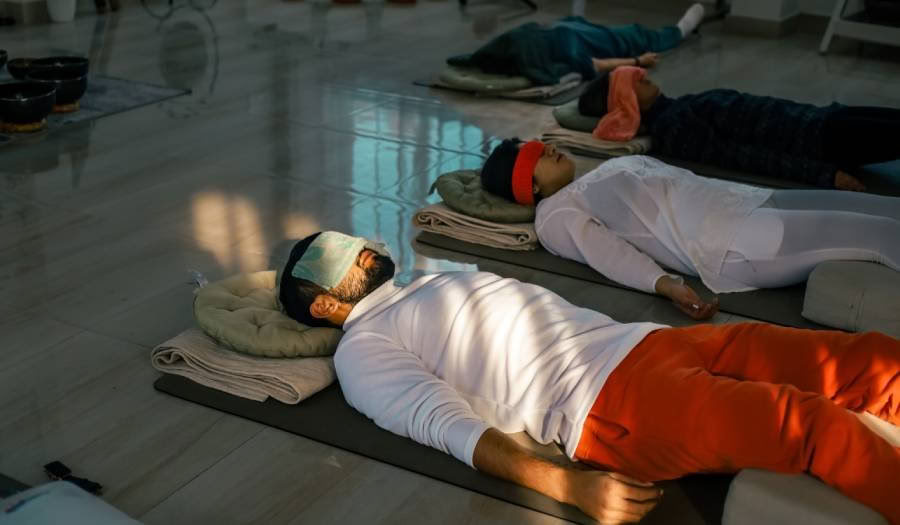 Curso de formación de profesores en sanación con sonido de 100 horas en Rishikesh