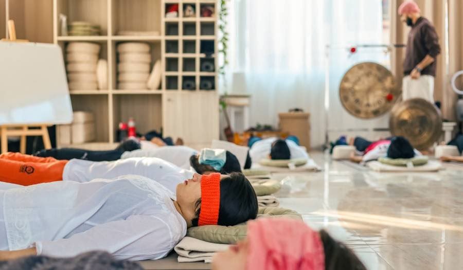 Curso de formación de profesores en sanación con sonido de 100 horas en Rishikesh