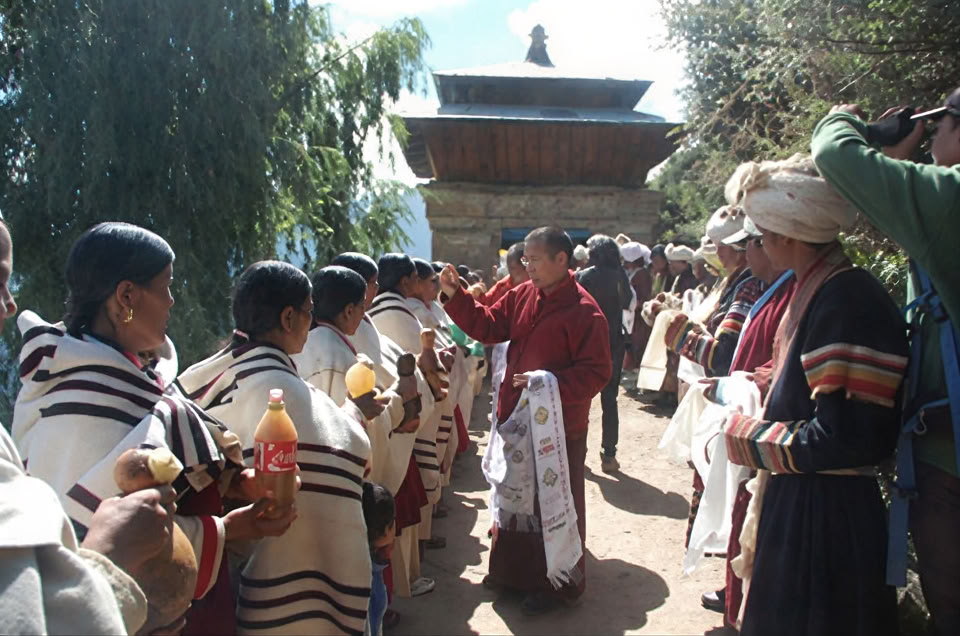Sangha familiar