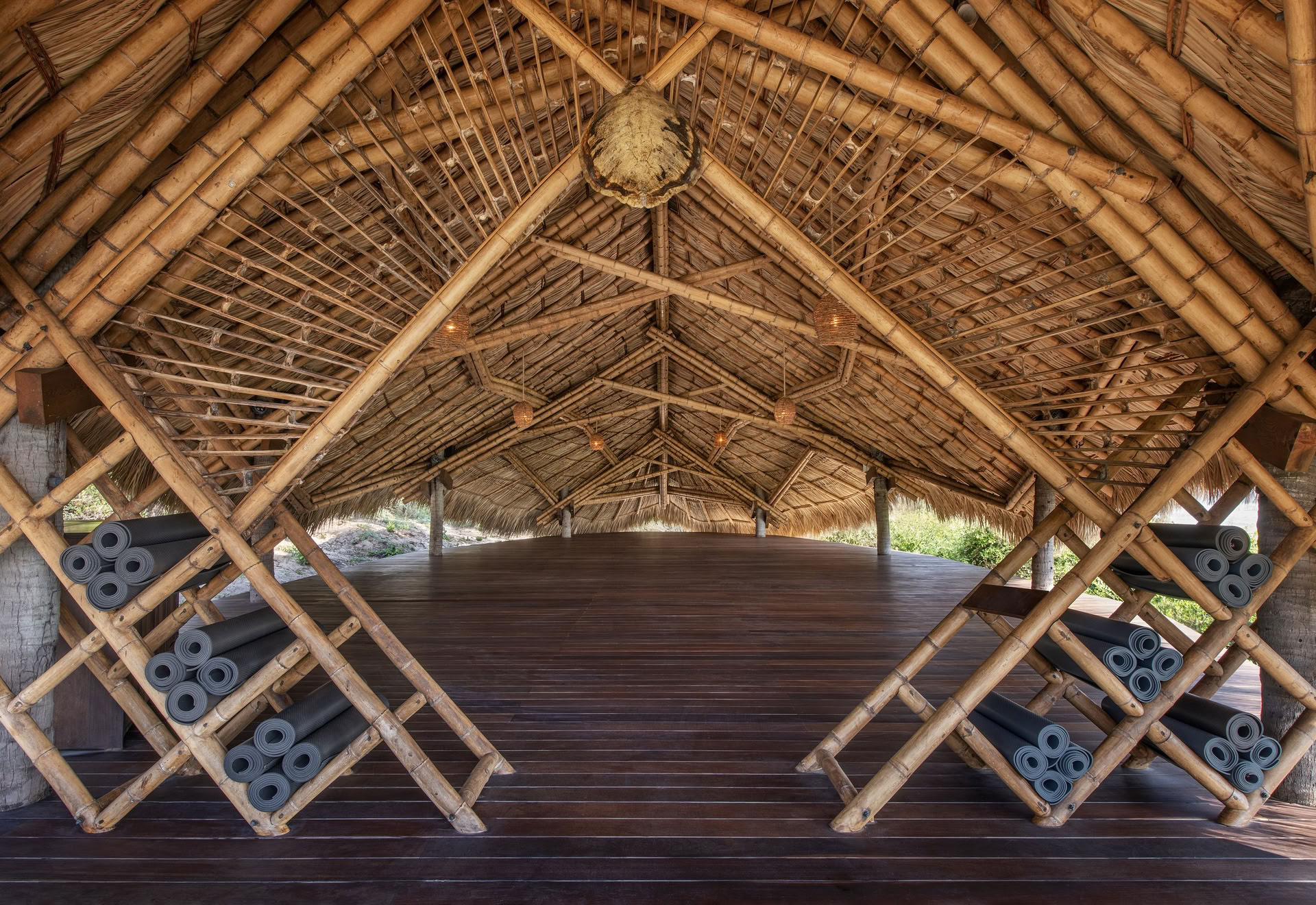 Retiro de yoga y yoga nidra