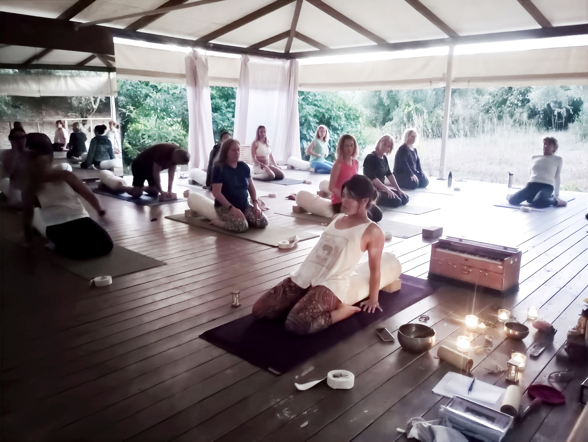 Formación de Profesores de Yoga de 200 Horas - Octubre de 2026