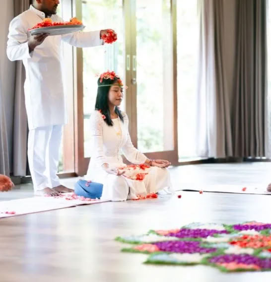 Curso de formación de profesores de yoga de 100 horas