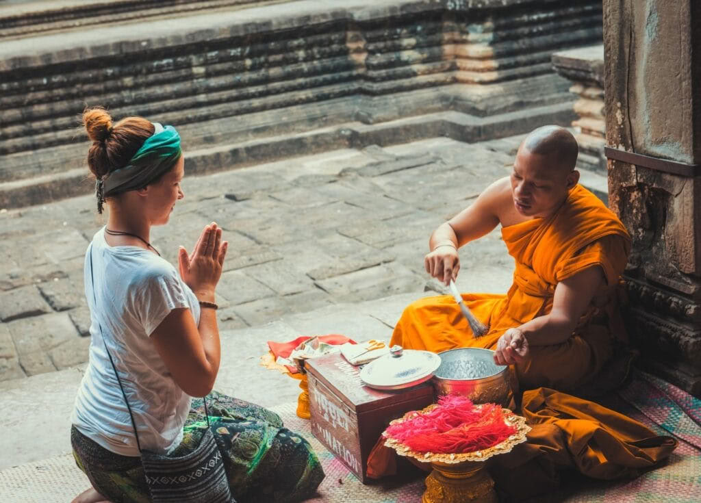 Retiro en Angkor Wat con Renata Sarasvati Diem