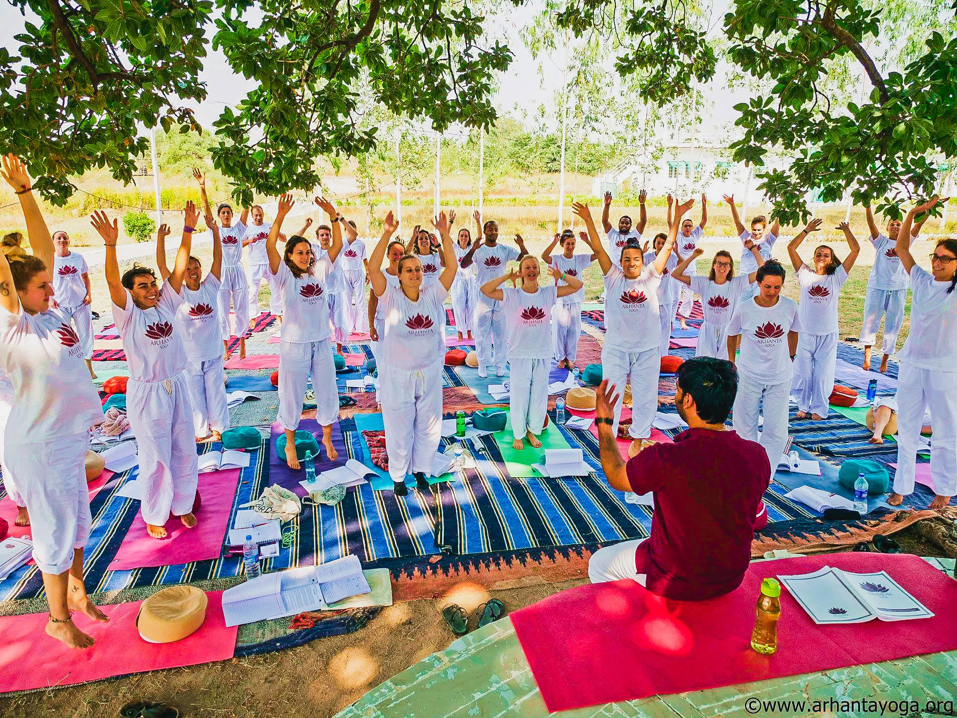 Estudia yoga en la India con un curso de formación de profesores de 200 horas