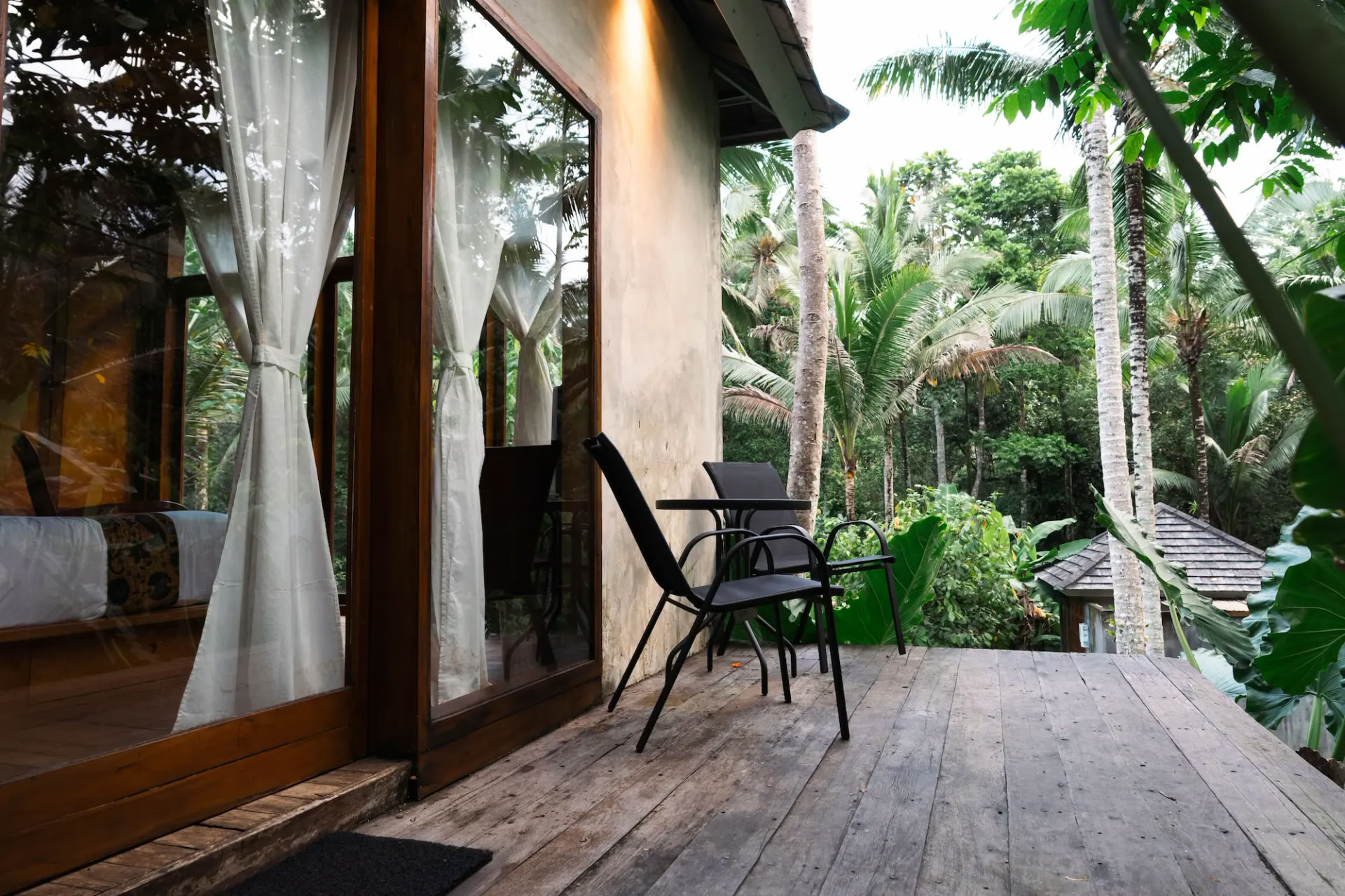 Retiro de 5 días de yoga en la selva, sanación con sonido y creatividad en Bali