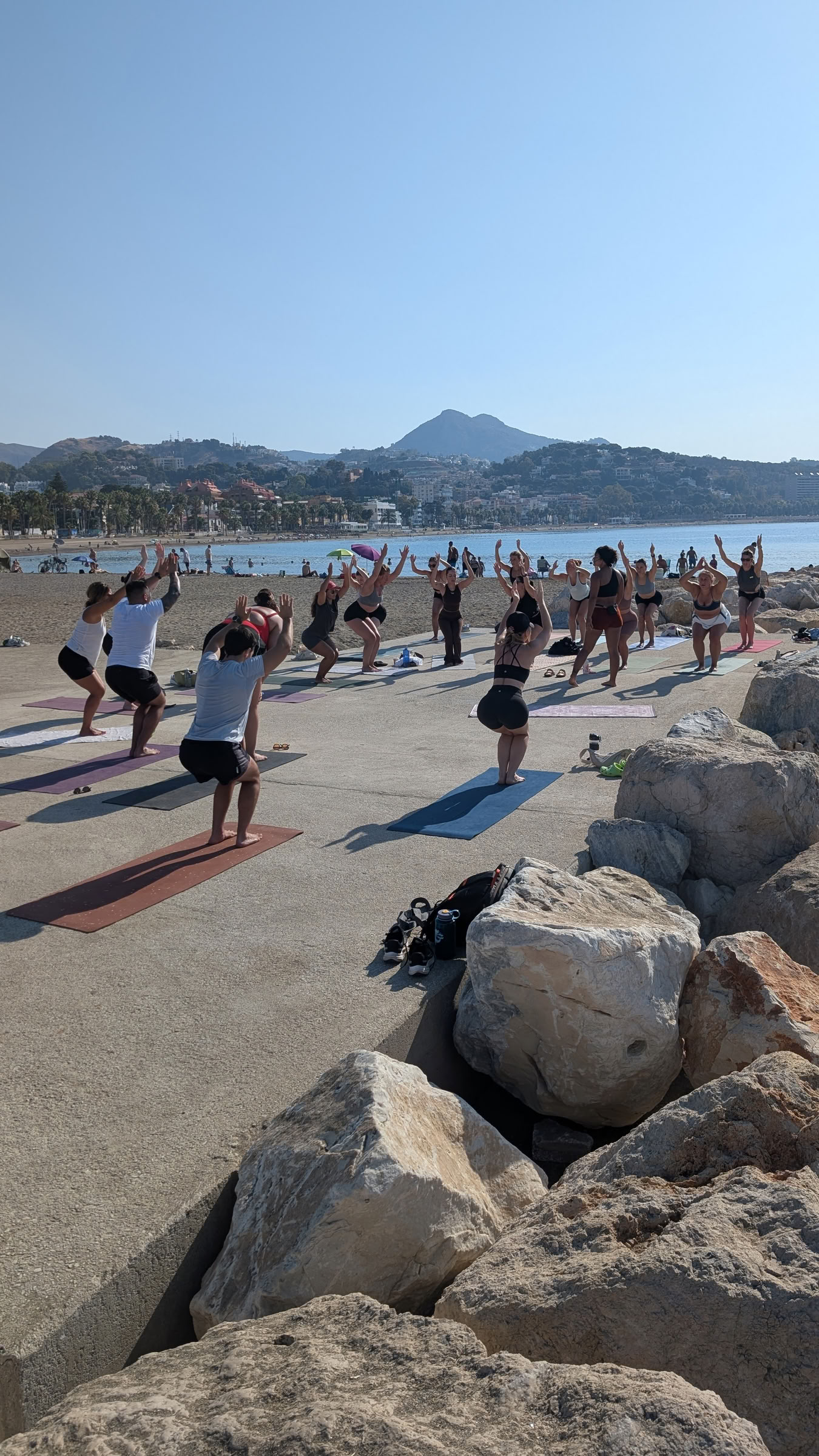 Vinyasa junto al mar