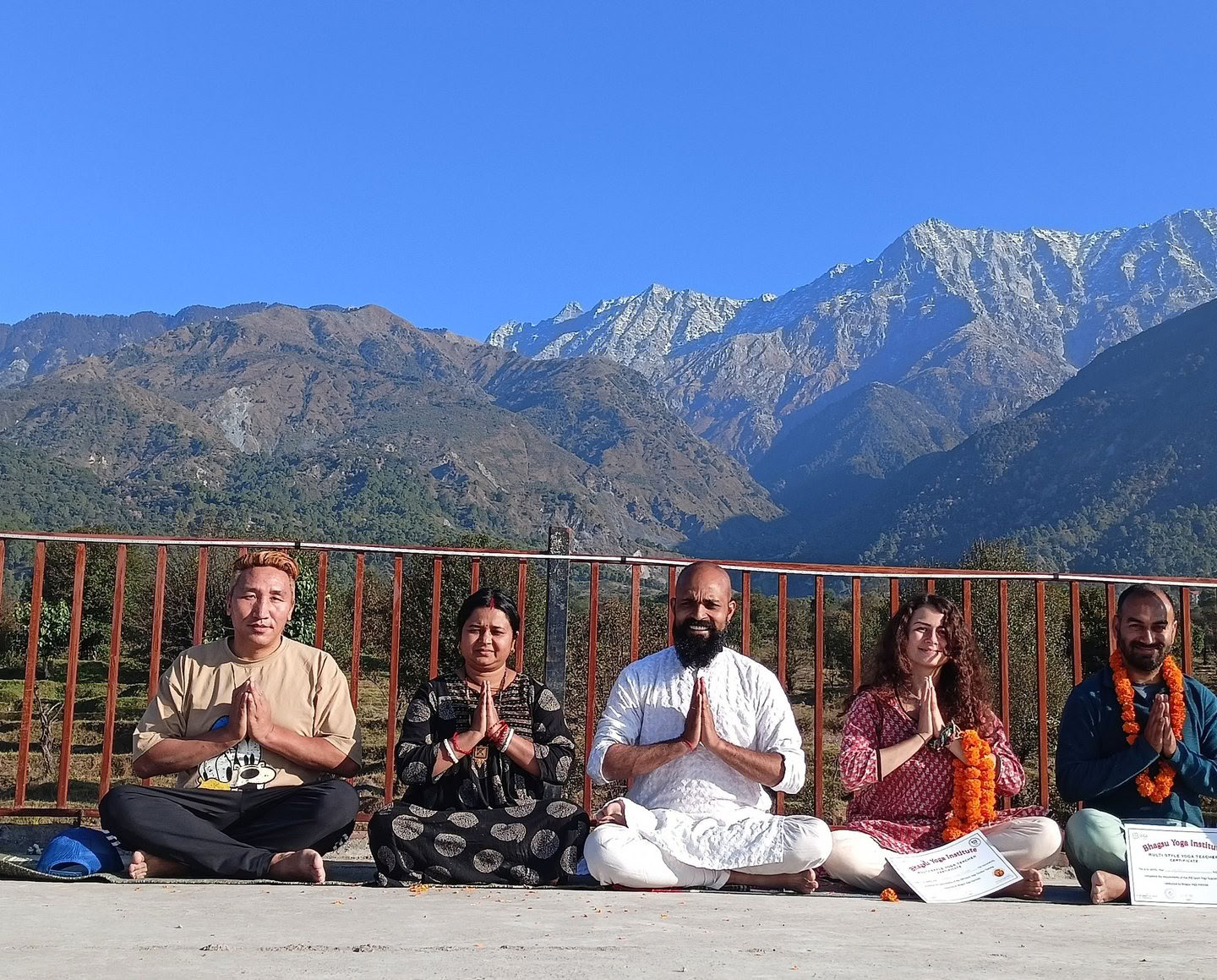 Curso Avanzado de Formación de Profesores de Yoga de 300 Horas