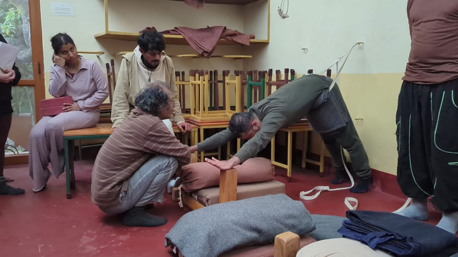 Curso intensivo de yoga de 160 horas en Dharamshala