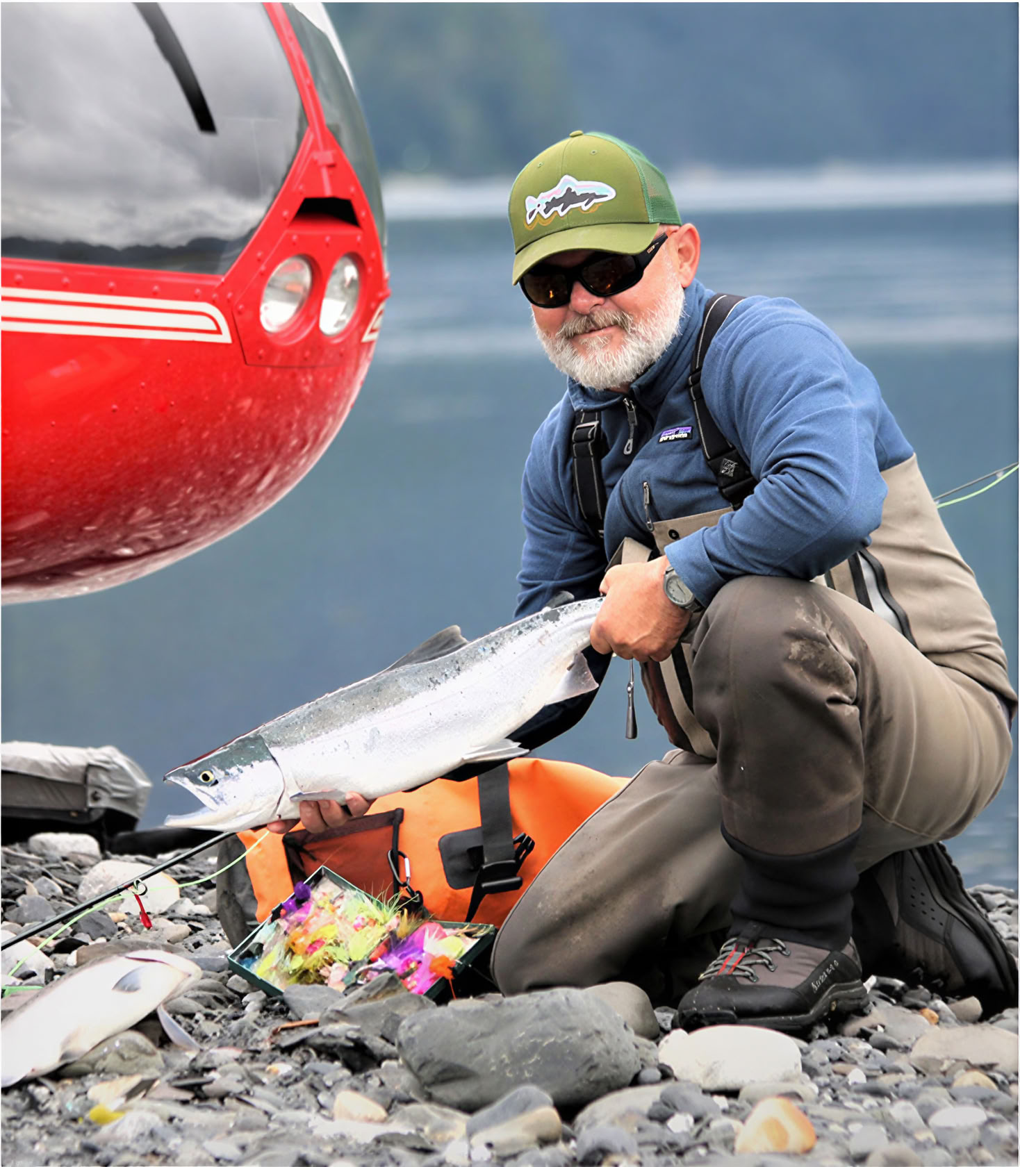 Kayak en lago glaciar