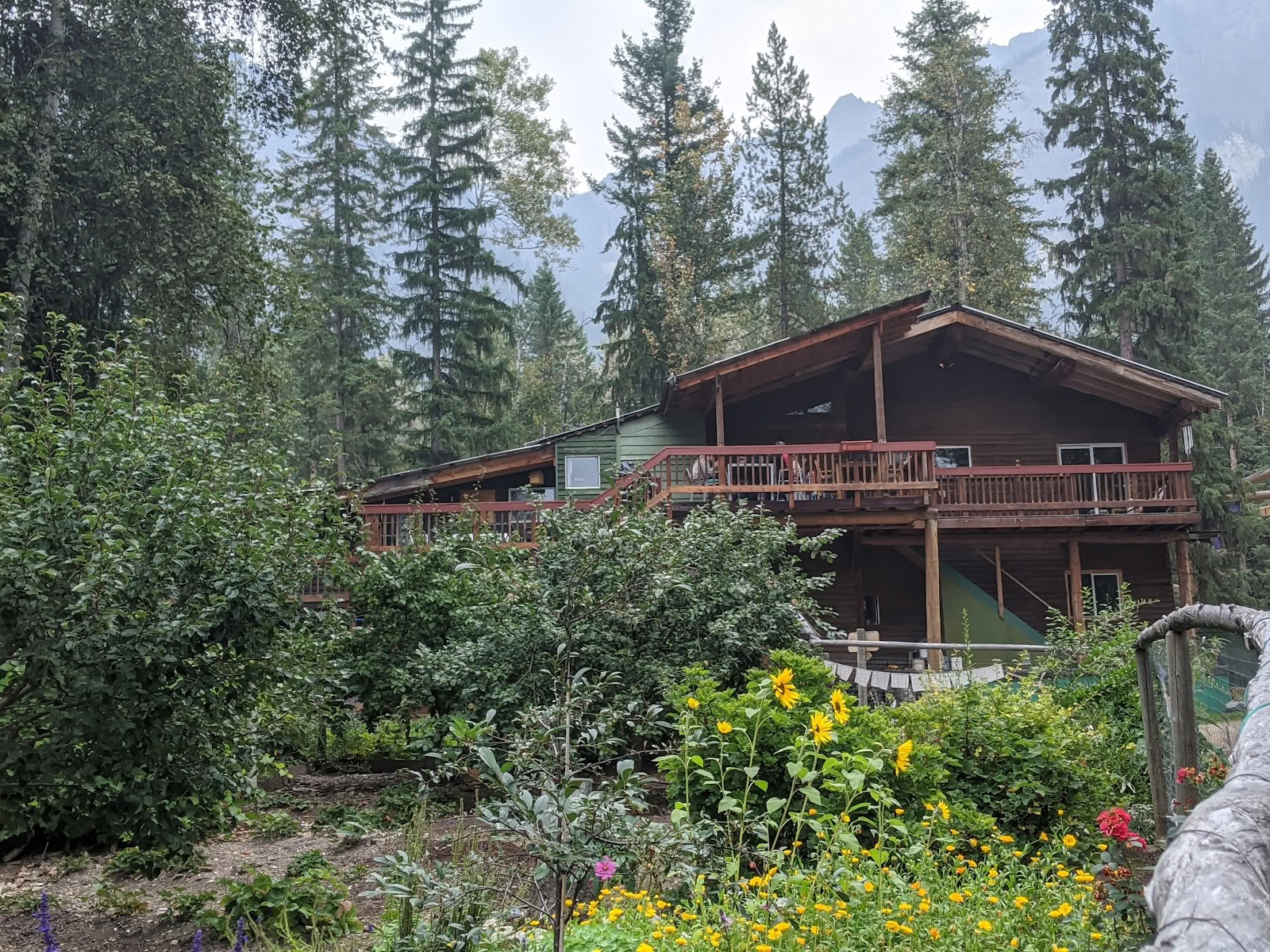 Quantum Leaps Lodge y Retiros