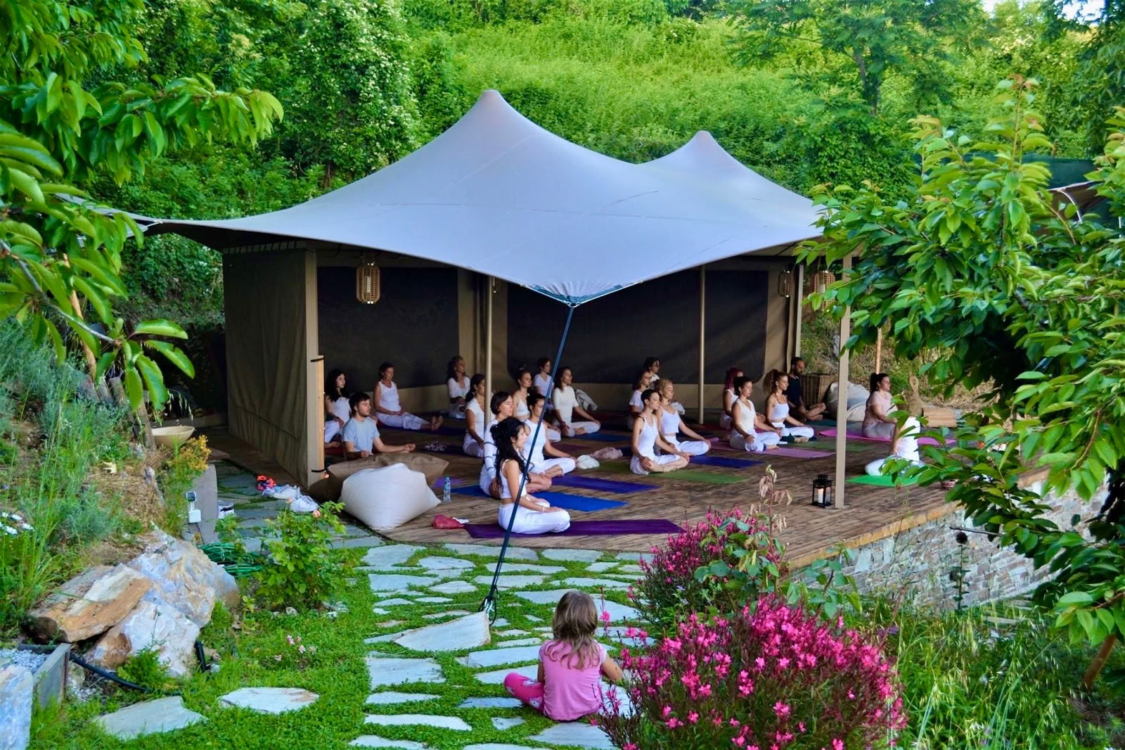 PELION HOMES | Centro de retiros - Experiencias inmersivas a ritmo lento basadas en la naturaleza