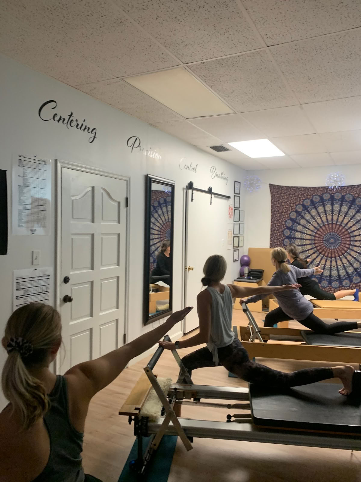 Pilates Yoga Loft - Estudio de Bienestar Holístico | St. Augustine | Clases de Pilates y Yoga, Certificaciones, Acupuntura y Reiki
