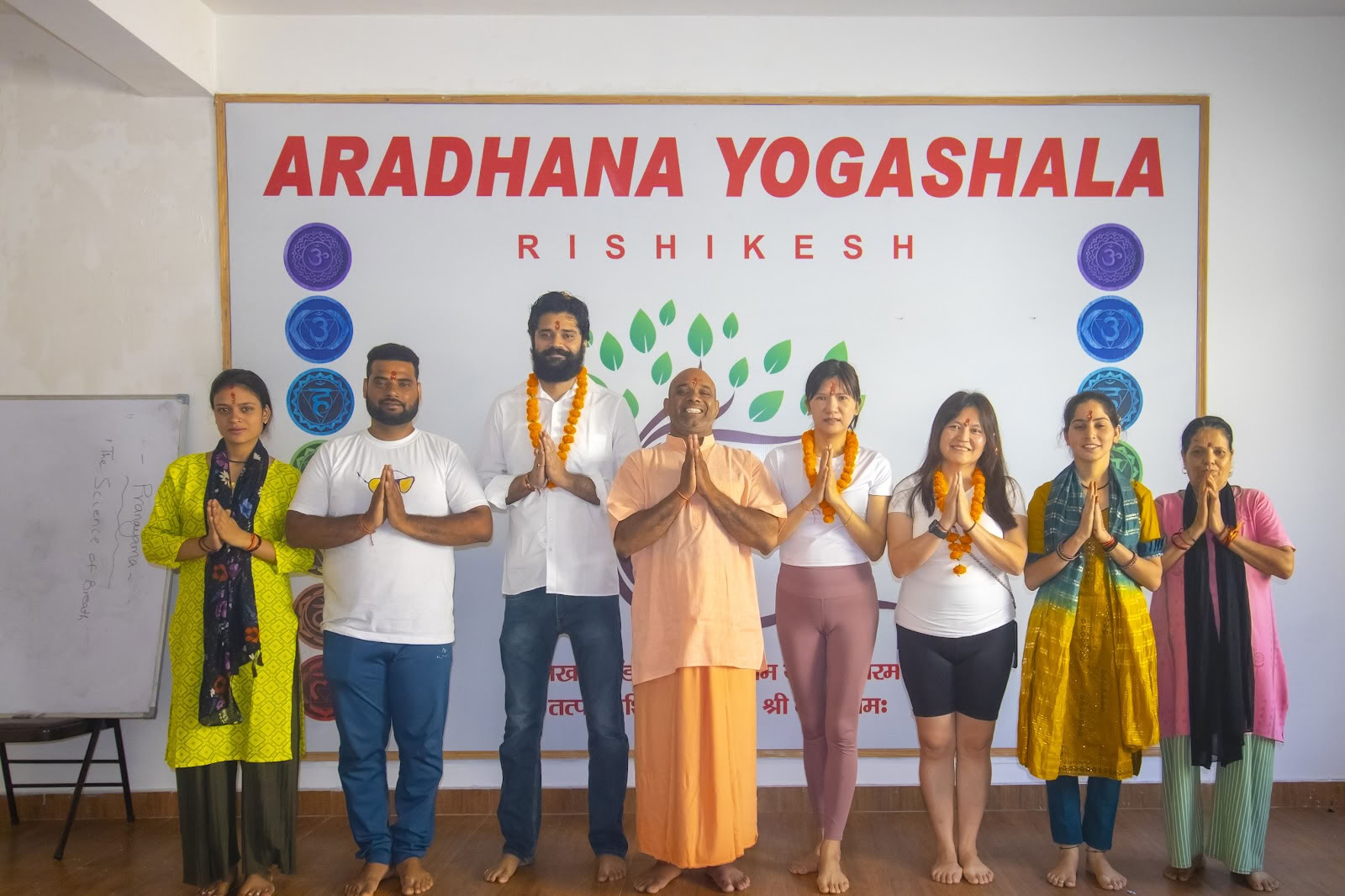 Aradhana Yogashala | Centro de retiros de yoga Rishikesh | Formación de profesores de yoga en Rishikesh