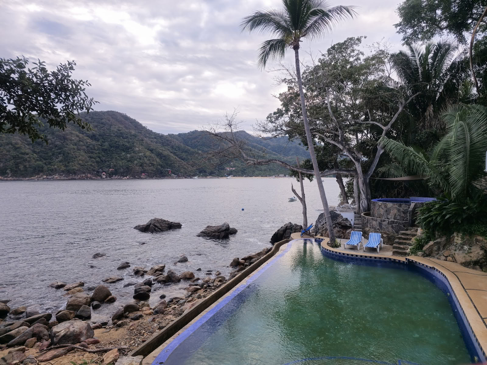 Pura Vida Wellness Retreat