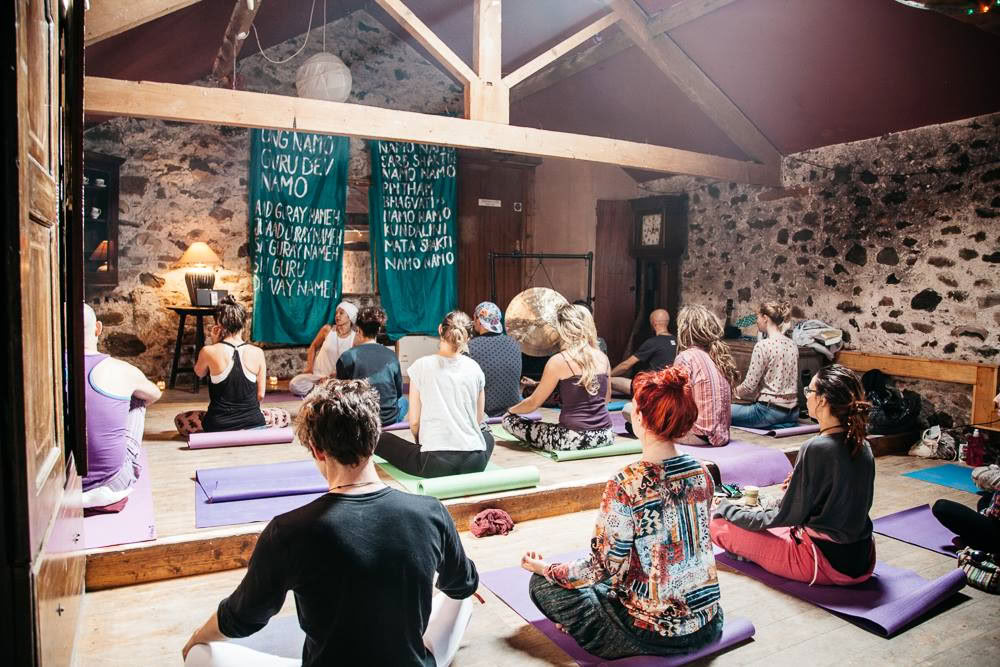 High On Yoga Escuela de Yoga Kundalini y Terapia de Yoga