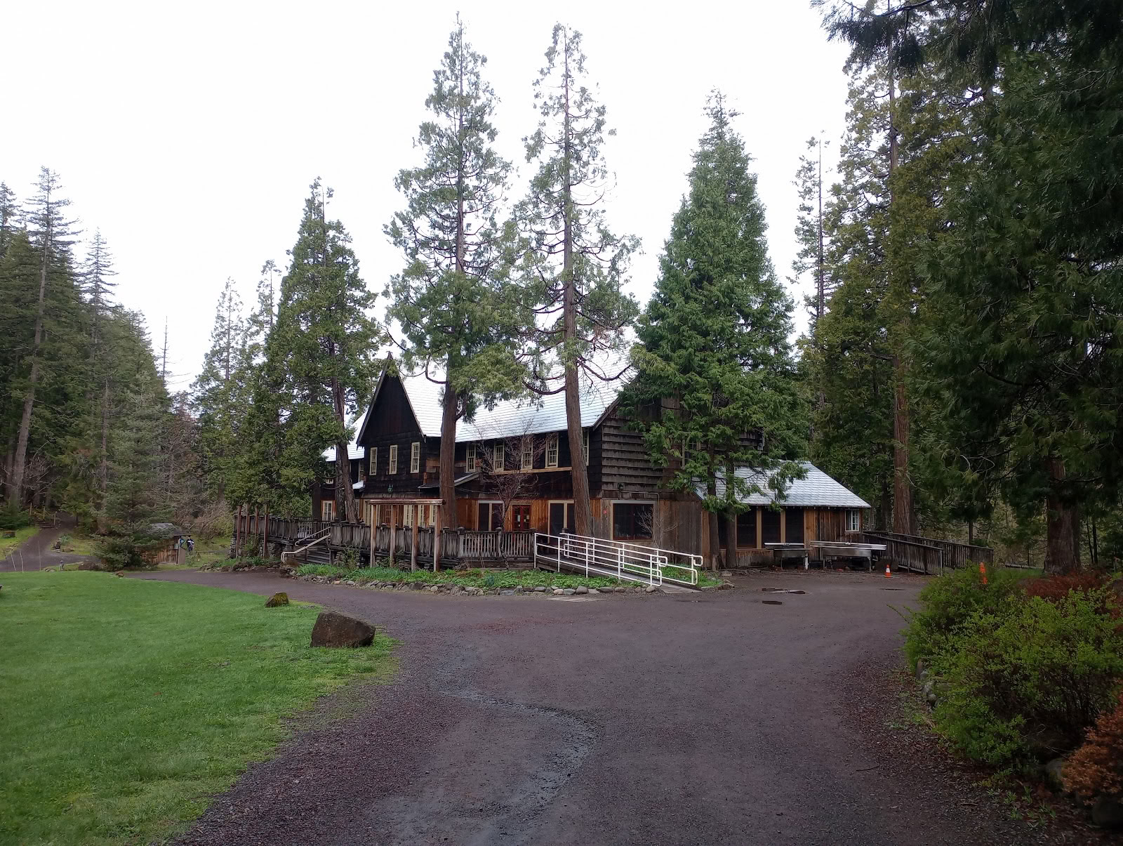 Breitenbush Hot Springs Retiro y Centro de Conferencias