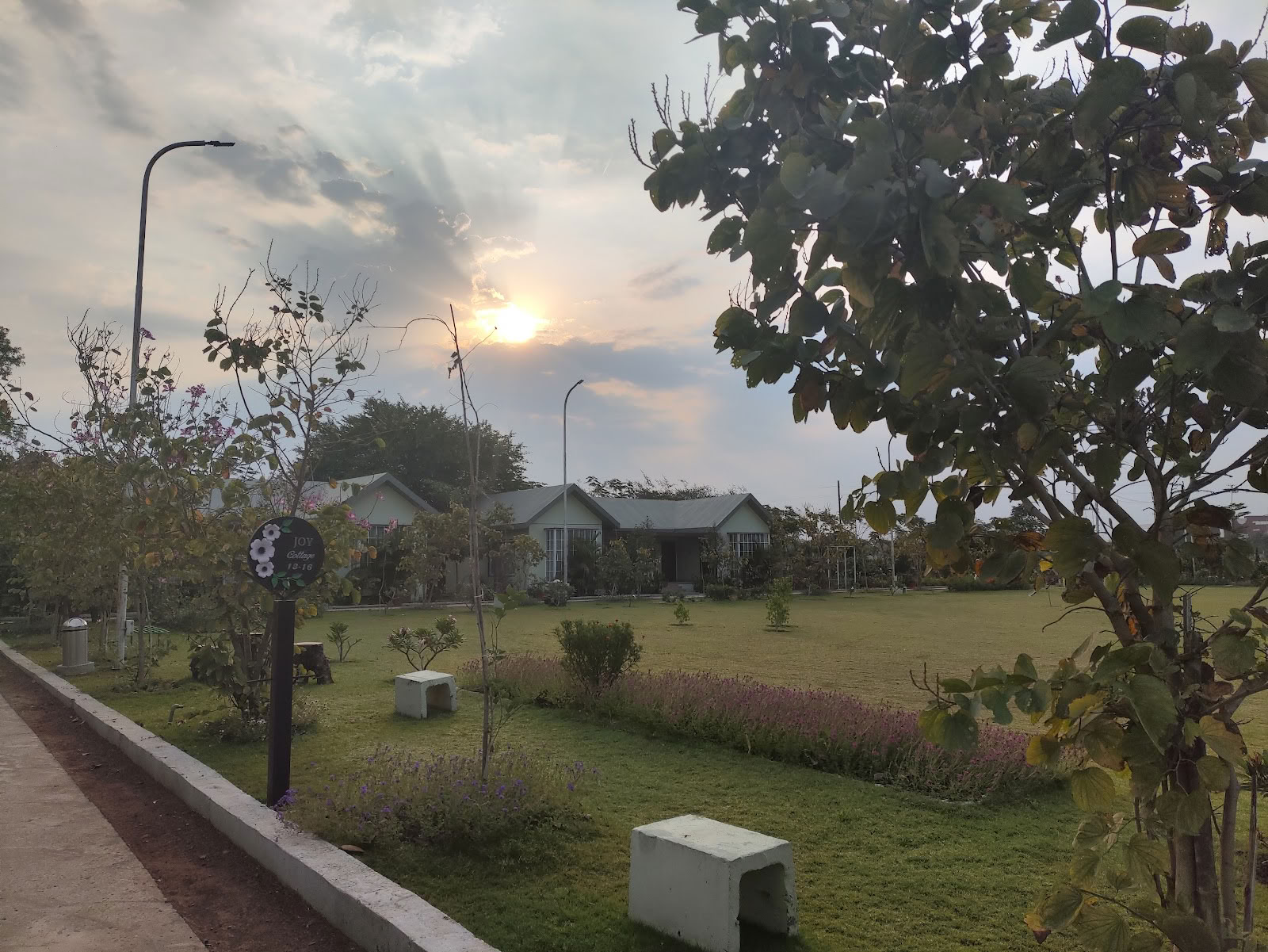 The Life School Bhopal - Yoga, Meditation, Wellness & Self Development