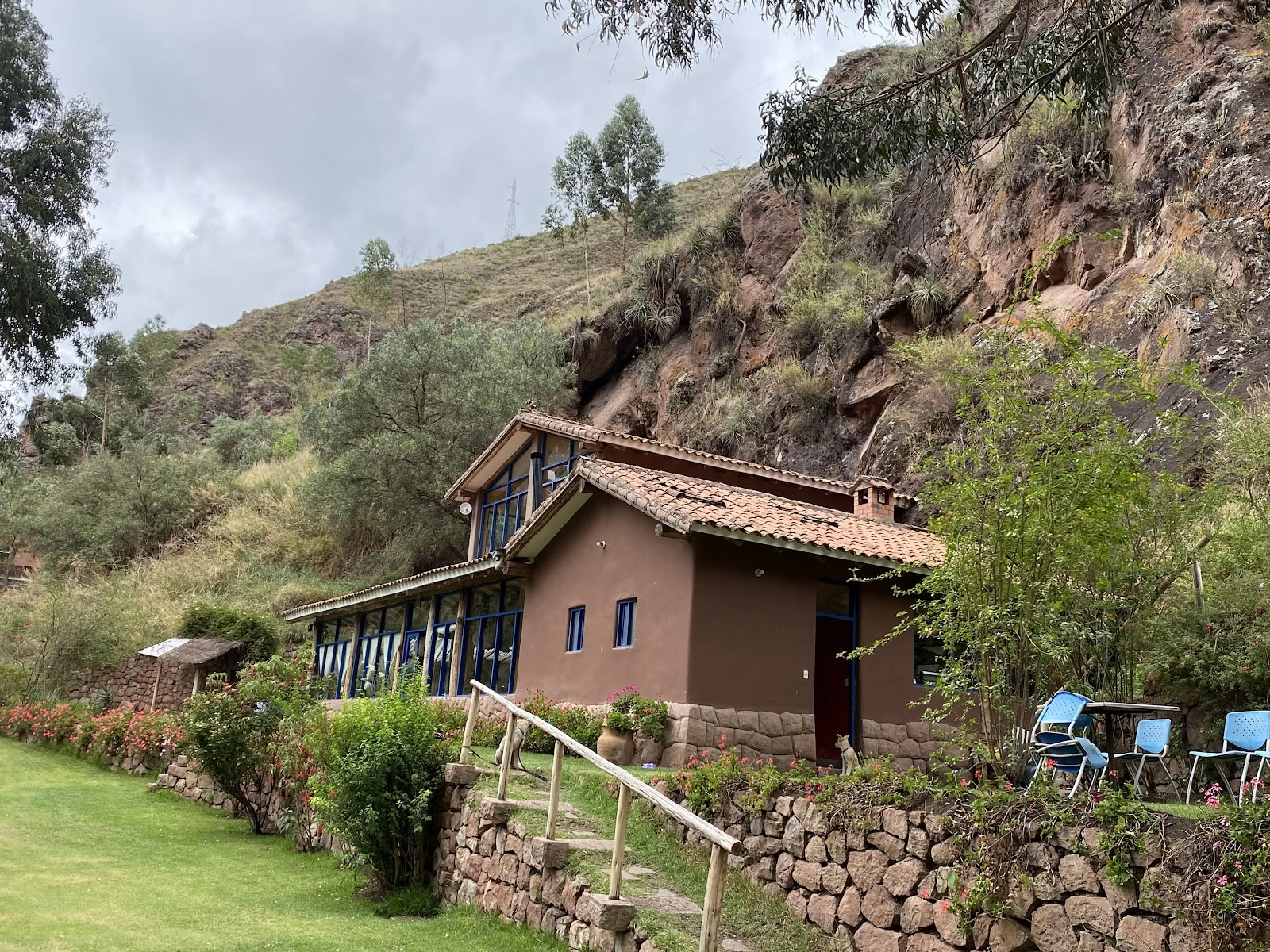 Yanasamyay - Retiro de silencio y oscuridad