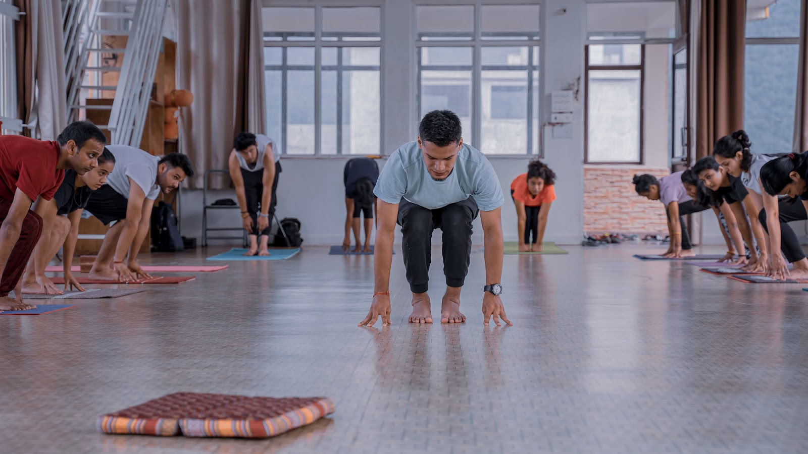 Academia de Vinyasa Yoga