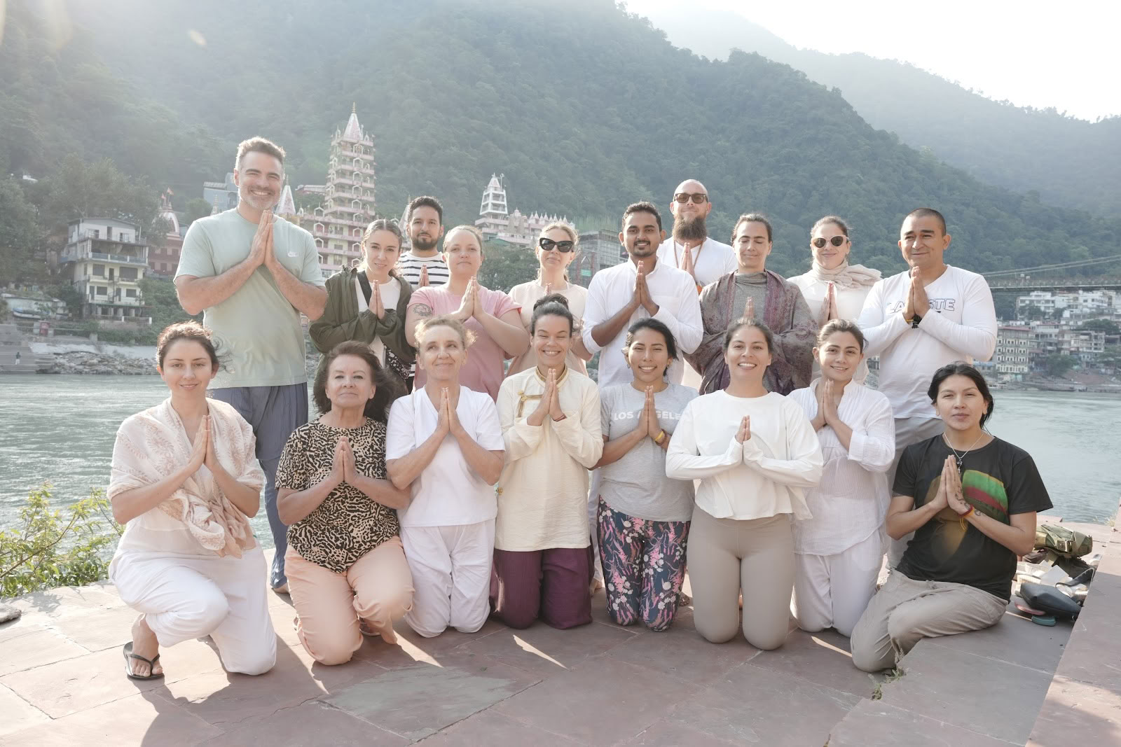 Rishiganga Yogshala - Escuela de Formación de Profesores de Yoga y Retiros de Yoga en Rishikesh